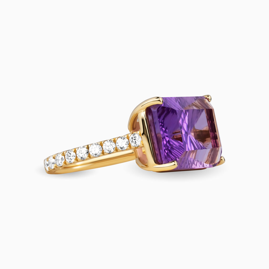 10.54ct Amethyst Ring with Diamonds