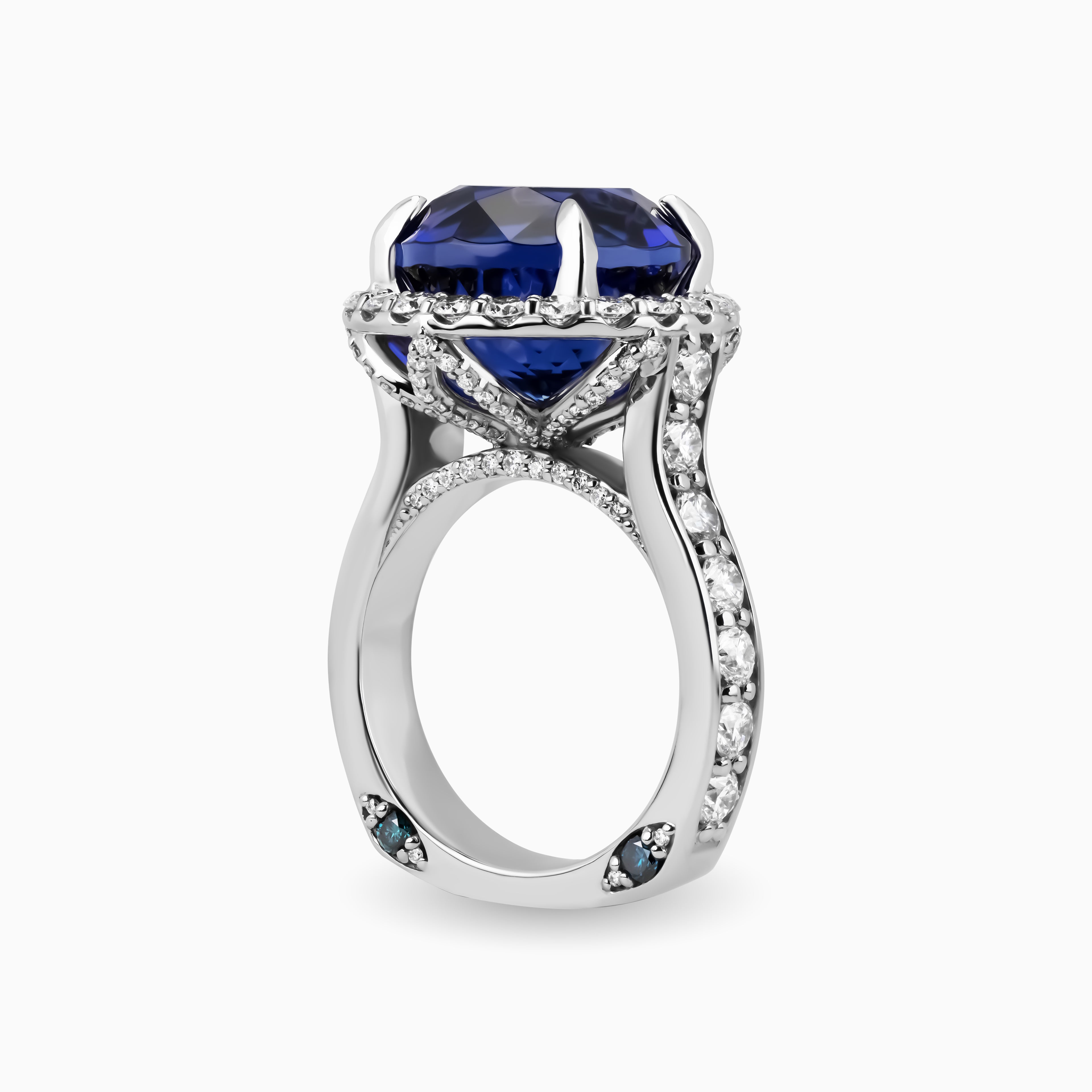 Her Majesty Tanzanite Ring