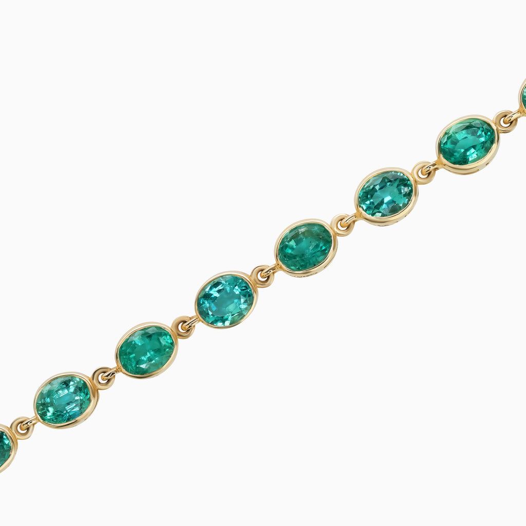 Oval Cut Emerald Bezel Set Bracelet