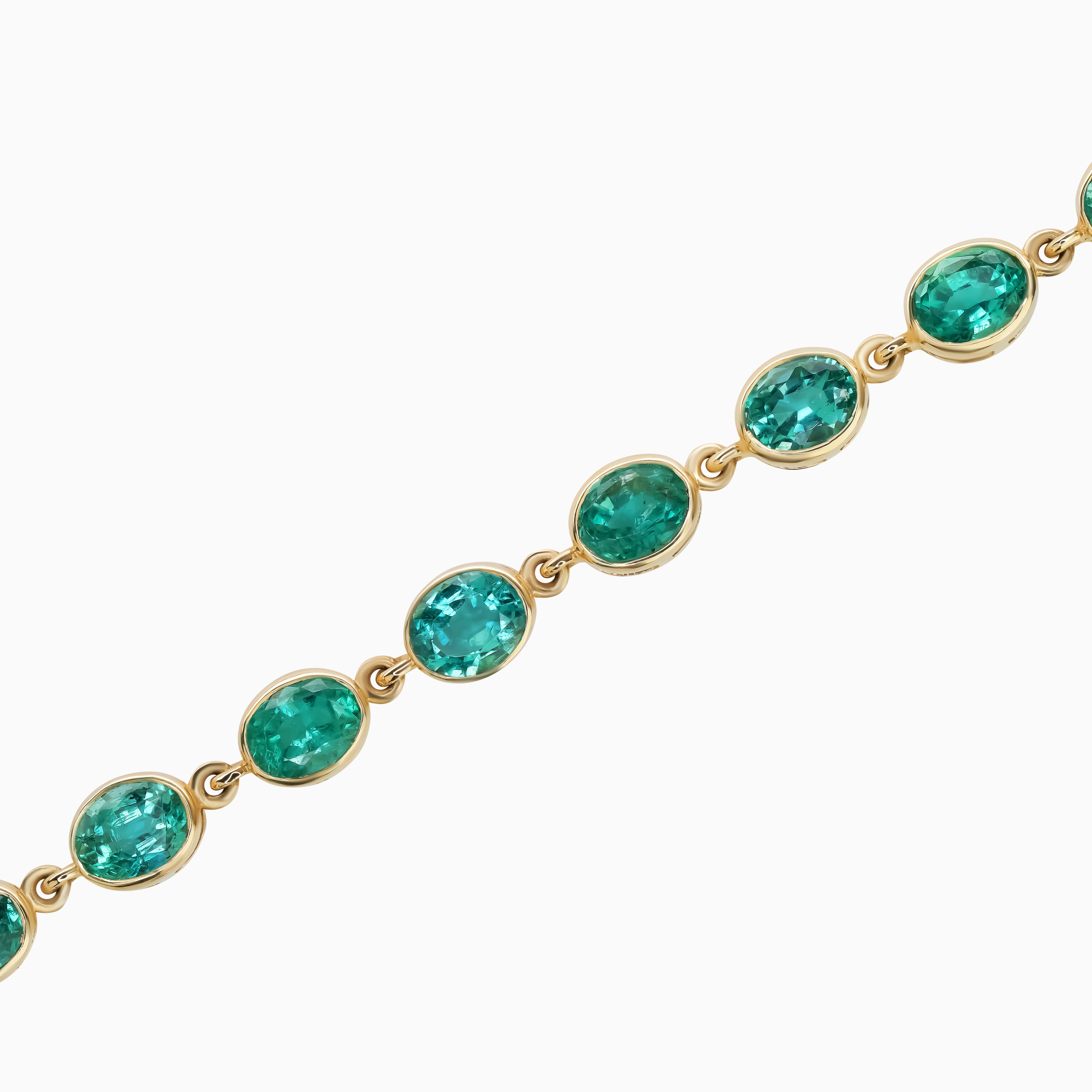Oval Cut Emerald Bezel Set Bracelet